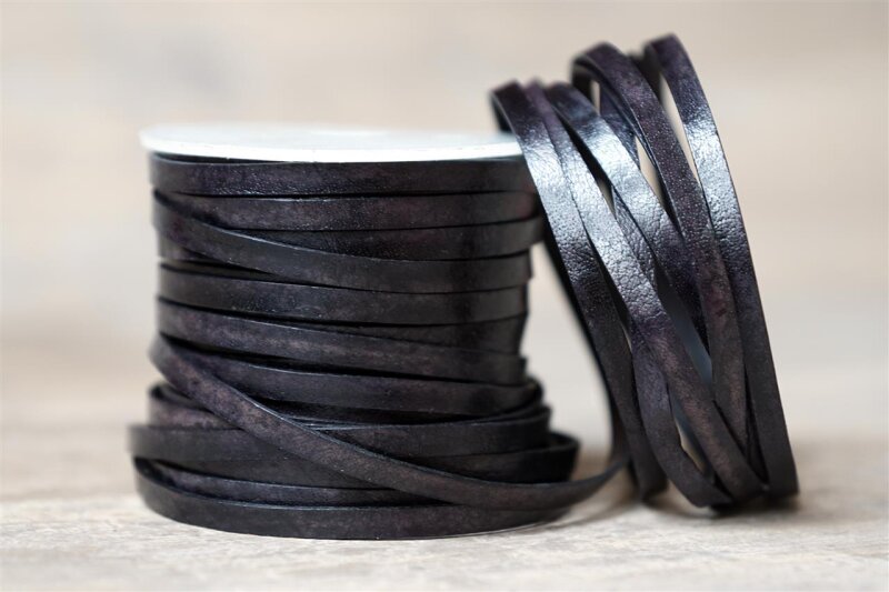 1 Meter Lederband Flechtriemen schwarz flach 3 mm für Ketten 
